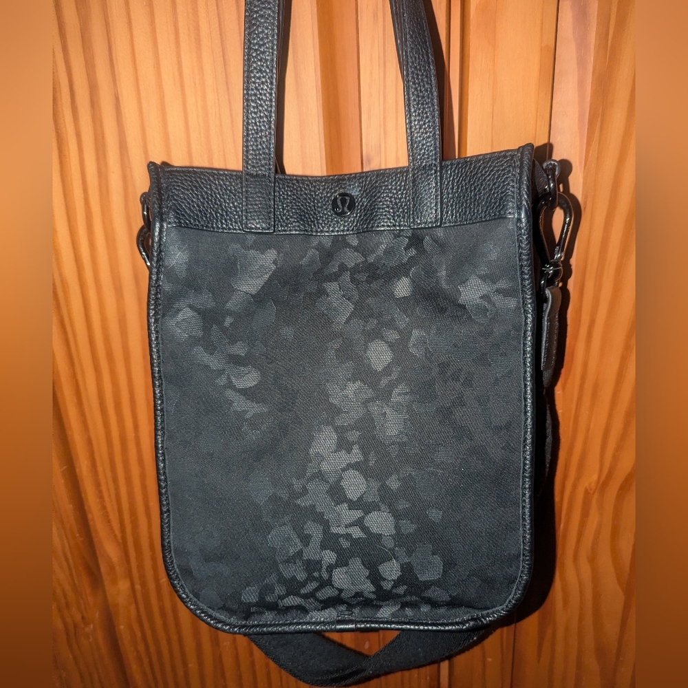 Lululemon Now And Always Mini 8L Black Camo Tote Bag